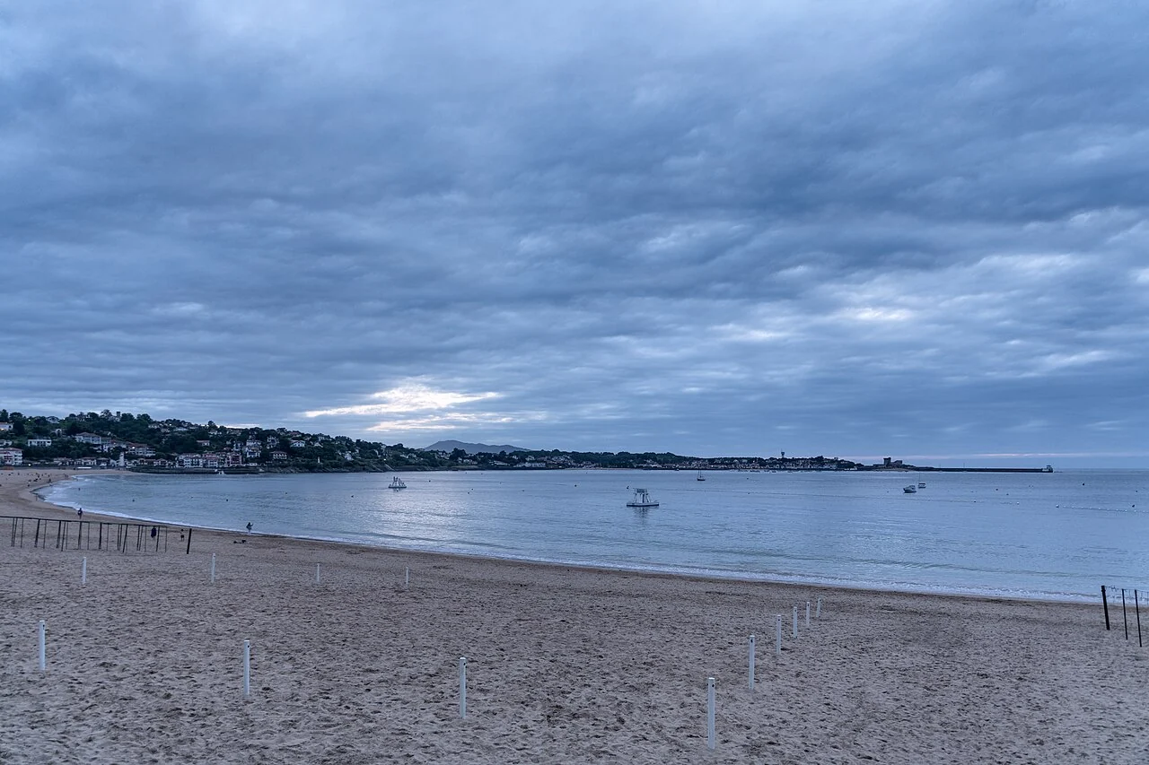 Saint-Jean-de-Luz — Grande Plage · autre regard
